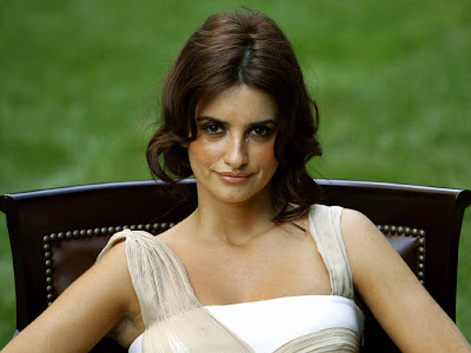 Penelope Cruz Hot Photos | Galerry Wallpaper