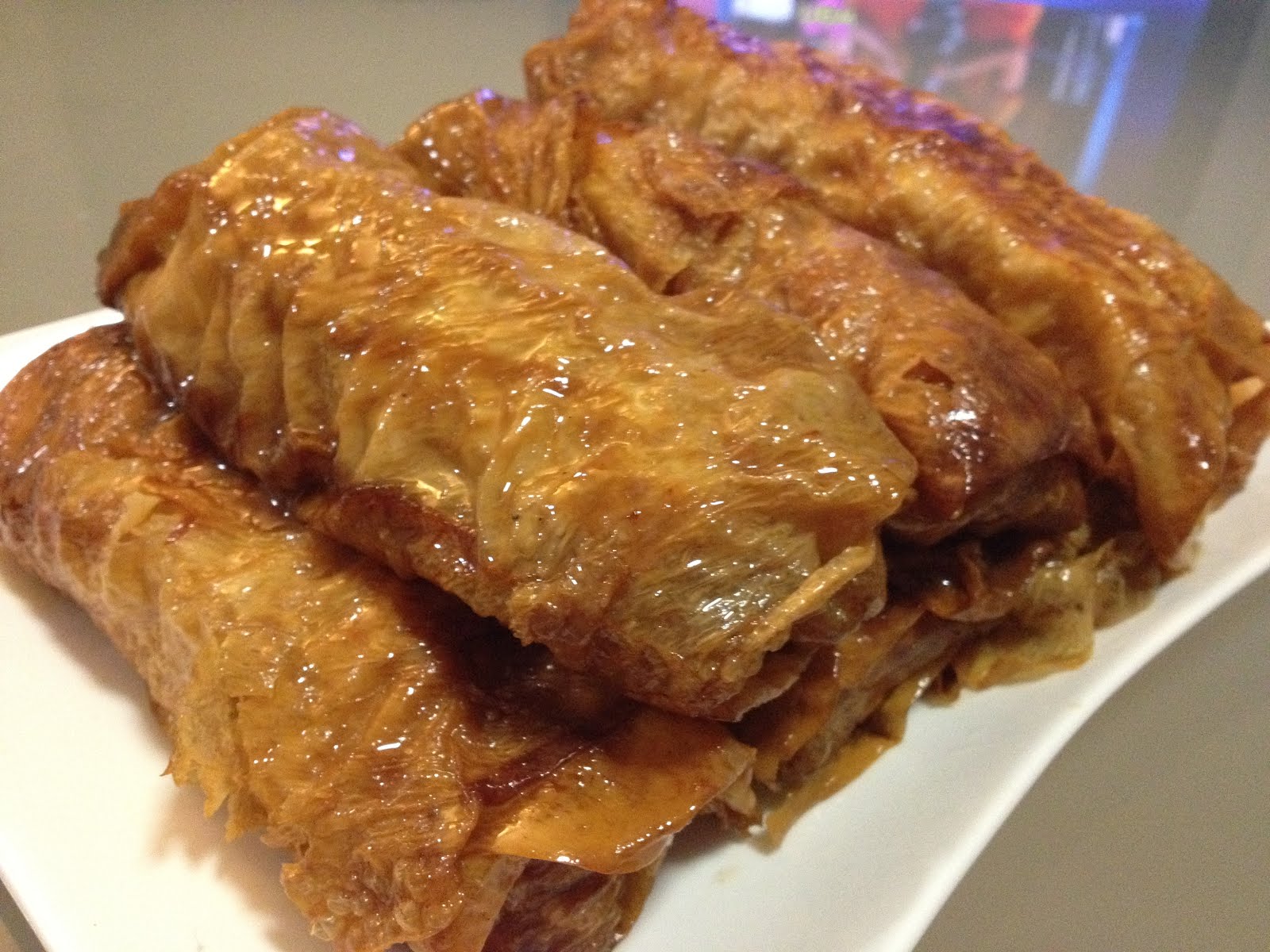 yummy-mungbean-minced-pork-wrapped-in-bean-curd-skin