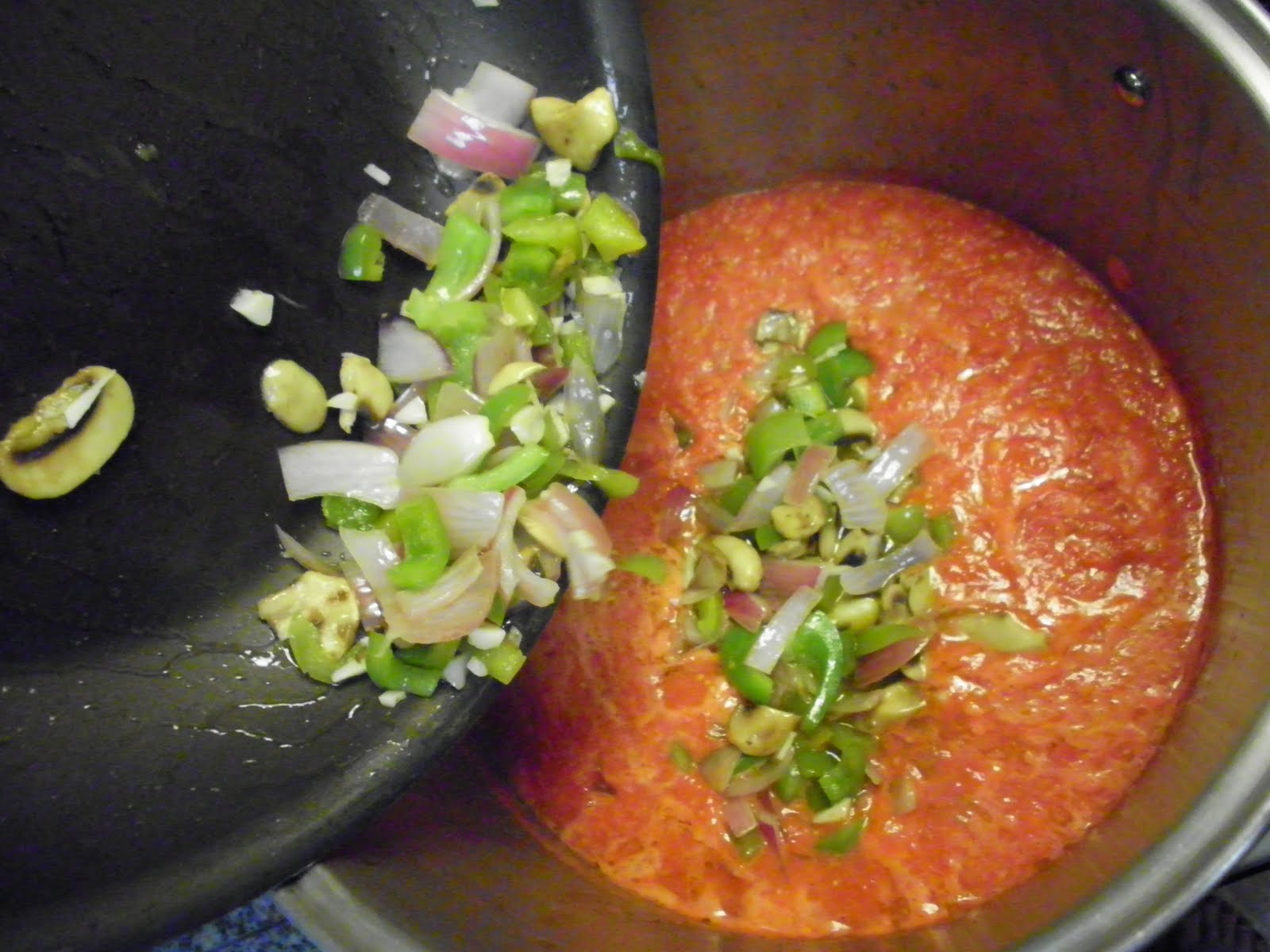 my-not-so-secret-life-as-the-canning-lady-spaghetti-sauce-no-meat