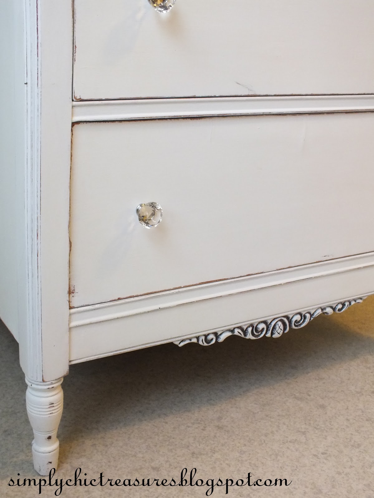 Simply Chic Treasures French Chic Dresser