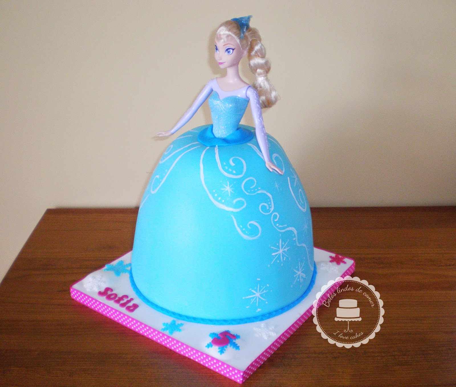 Bolos lindos de comer: Bolo Elsa Frozen / Frozen Elsa cake