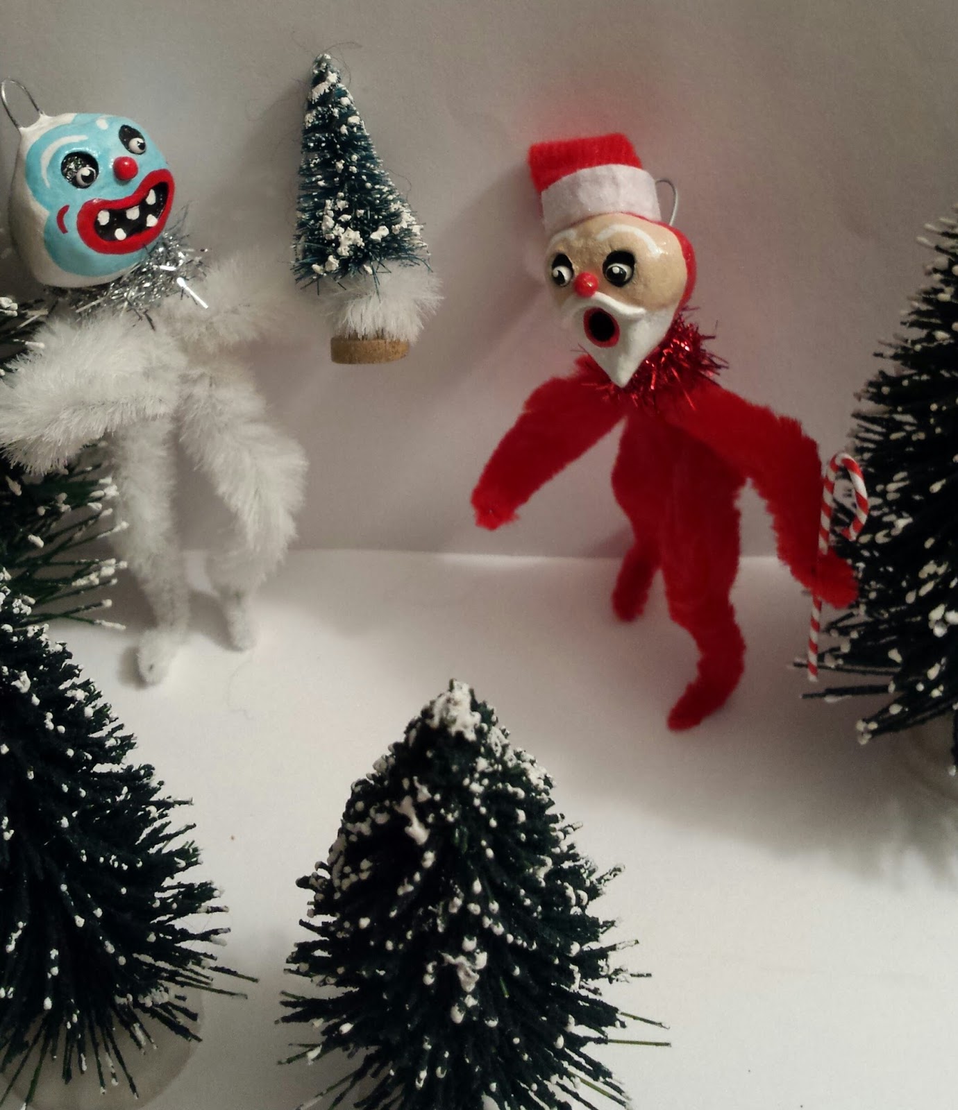 MAGIKAL SEASONS Yeti made a friend...Santa