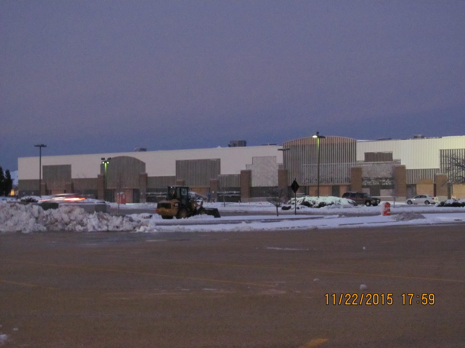 Trip to the Mall New Stores coming to Orland Park, Illinois Any Guesses?