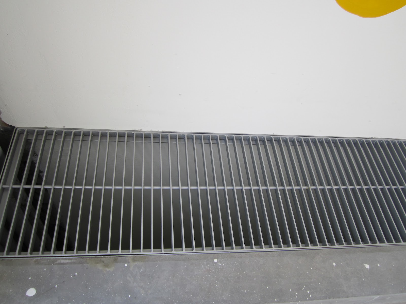 Rejilla empotrar ventilacion gas natural o butano blanca 15