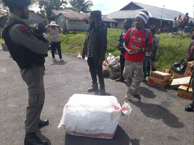 Beski Diboikot Kelompok Bersenjata, Pemilihan Umum di Nduga Berjalan Aman dan Lancar Beski Diboikot Kelompok Bersenjata, Pemilihan Umum di Nduga Berjalan Aman dan Lancar