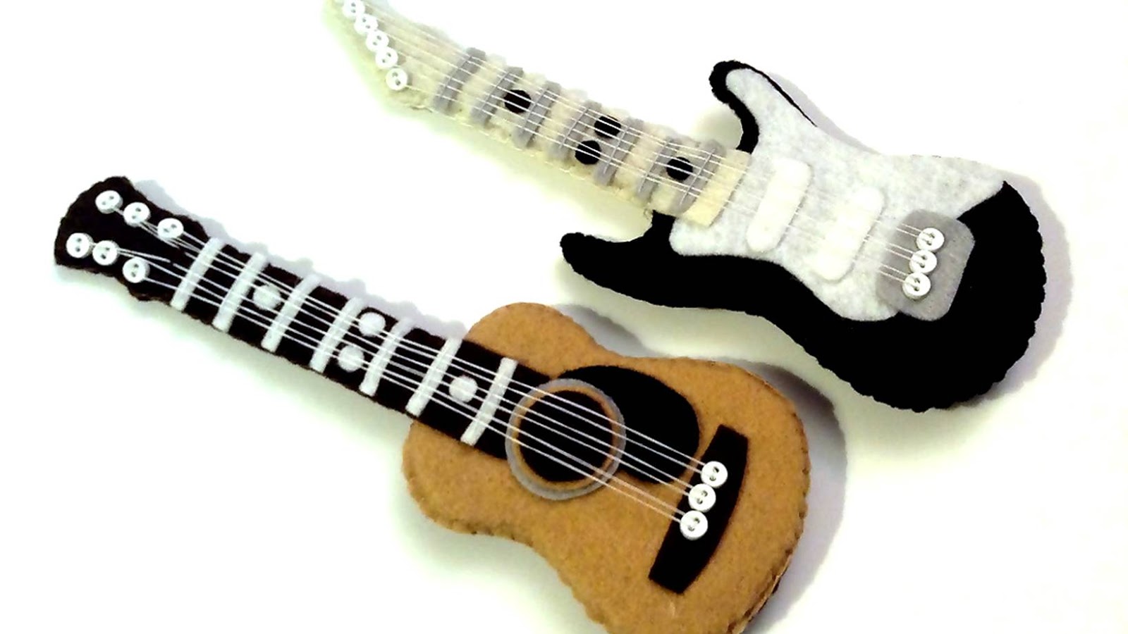 Michelle Ashleigh Crafts Guitar Plush Tutorial