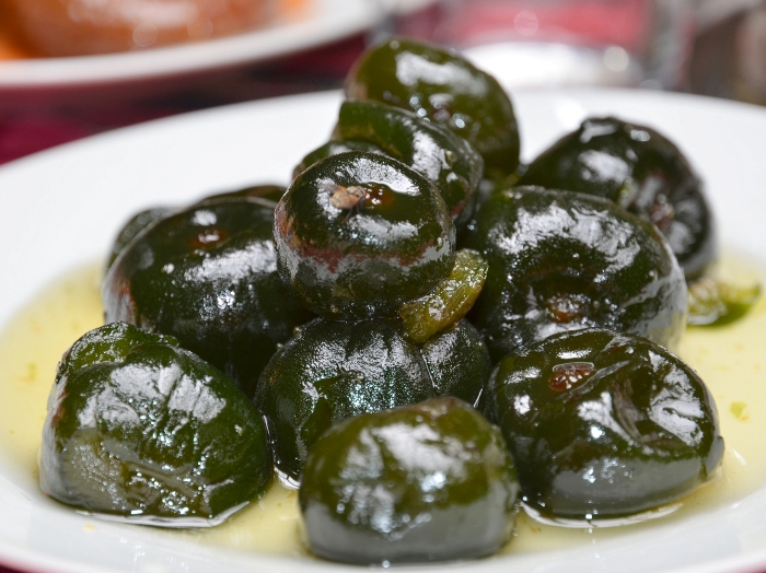 TASTY GREEN FIGS PRESERVE Macedonian Cuisine