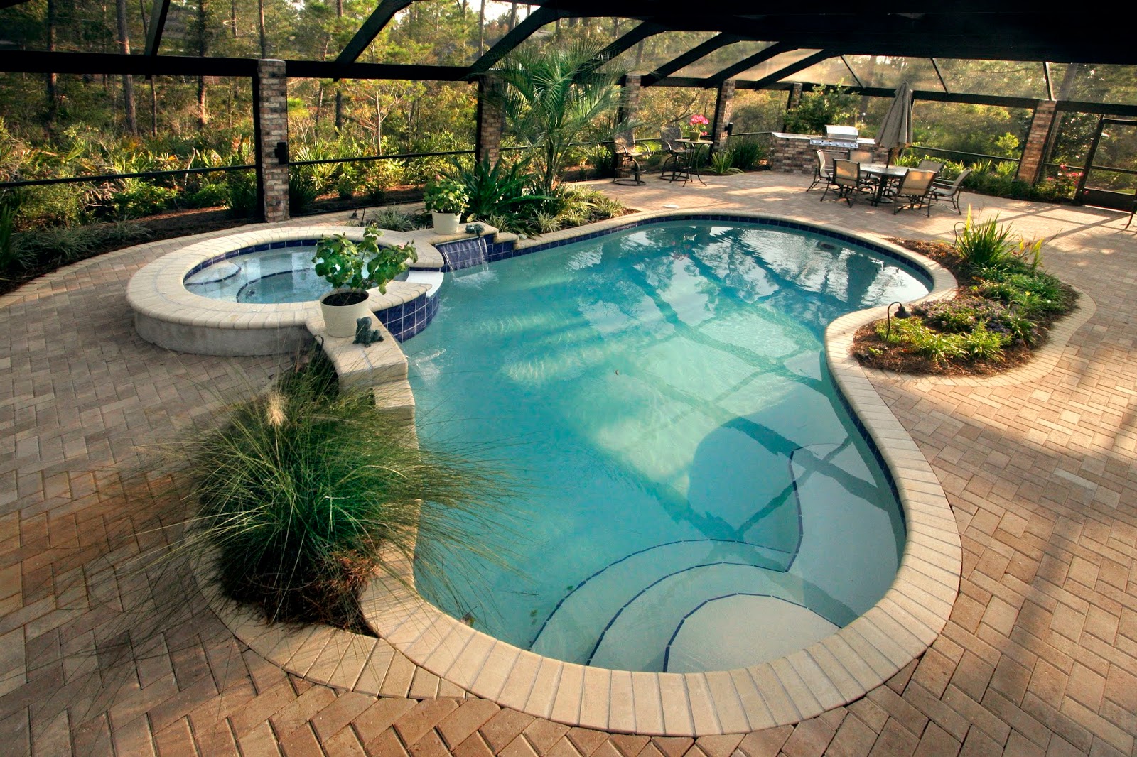 Minimalist Small Inground Pools For Small Yards for Small Space