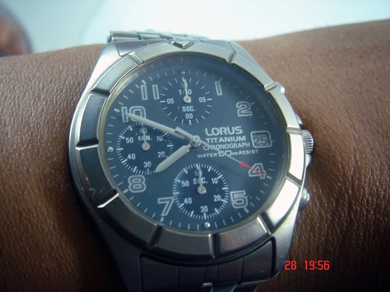 lorus titanium watch rh993hx9