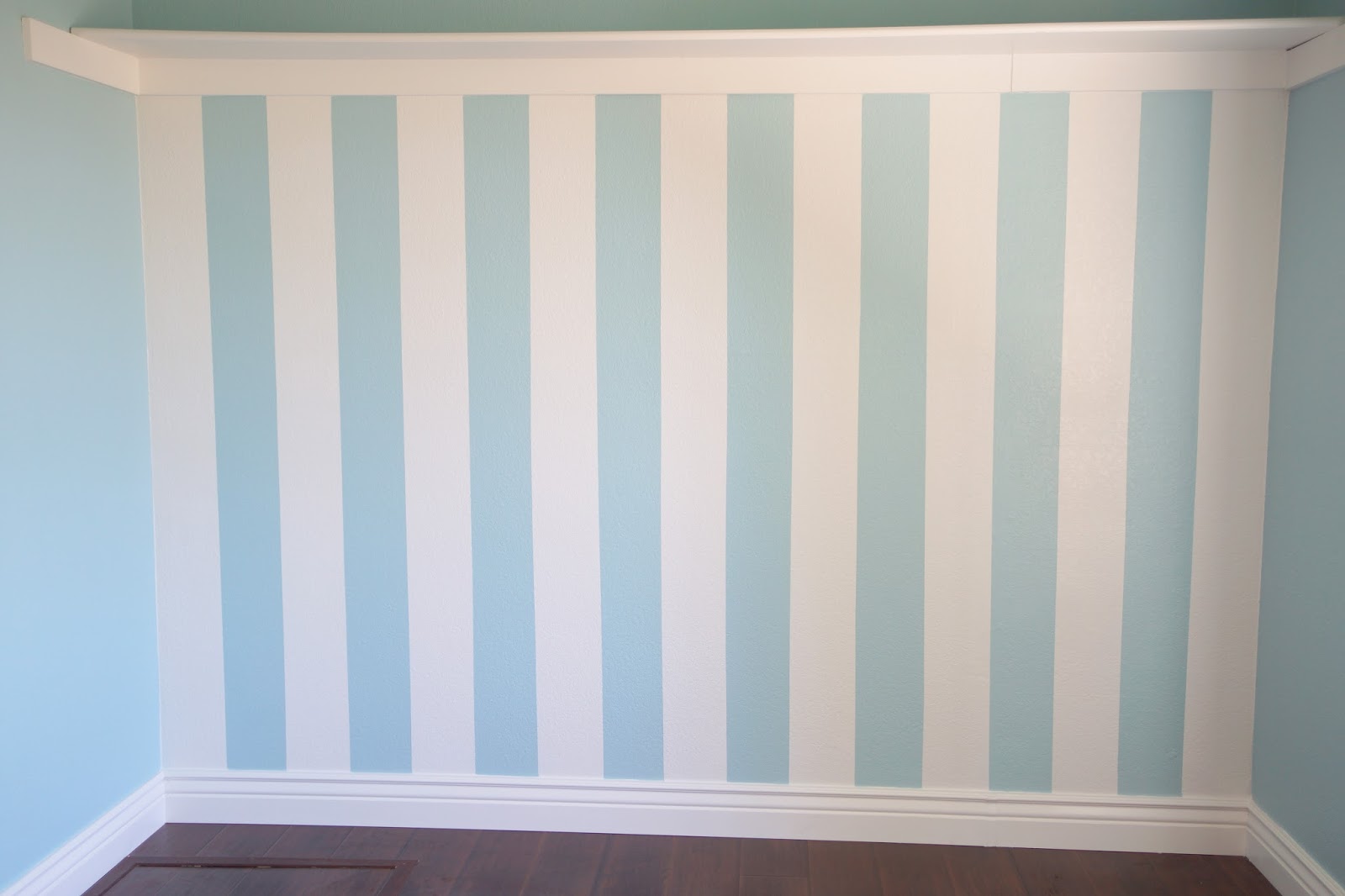 Lo, Ray, & Me How to Paint Perfect Stripes