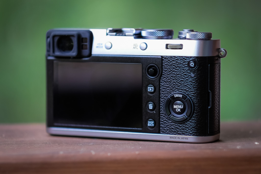 FujiFilm X100T X100F Best Professional Compact Camera