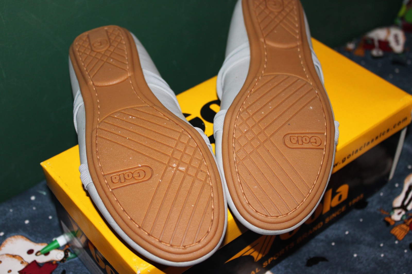 comfortable disney shoes
