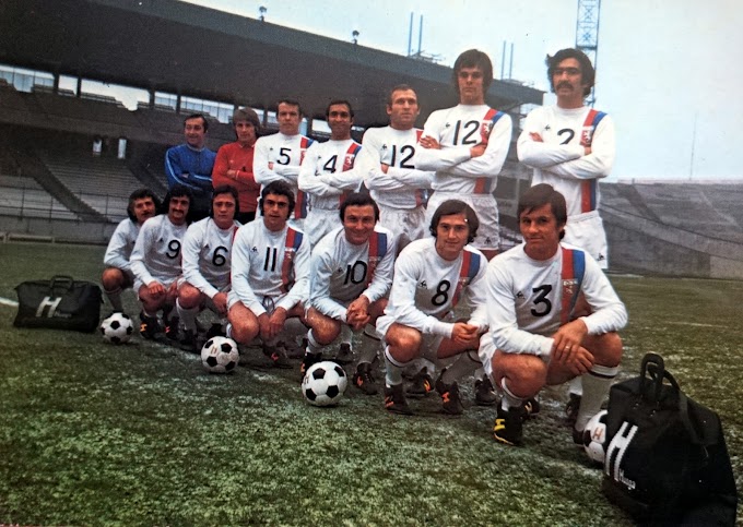 OLYMPIQUE LYONNAIS 1971-72.