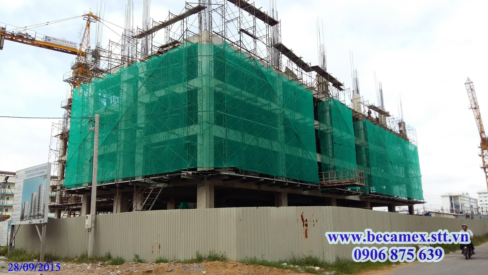 http://www.becamex.stt.vn/2015/08/nha-o-xa-hoi-binh-duong-gia-5-tr-m2.html