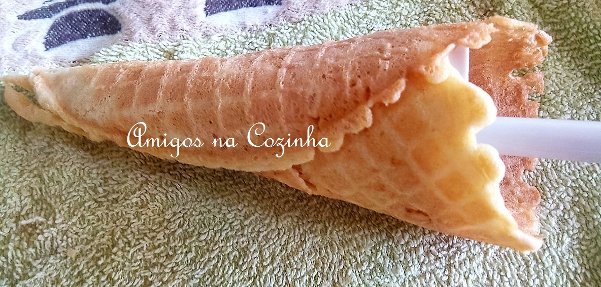 Amigos na Cozinha Cones de bolacha para gelados