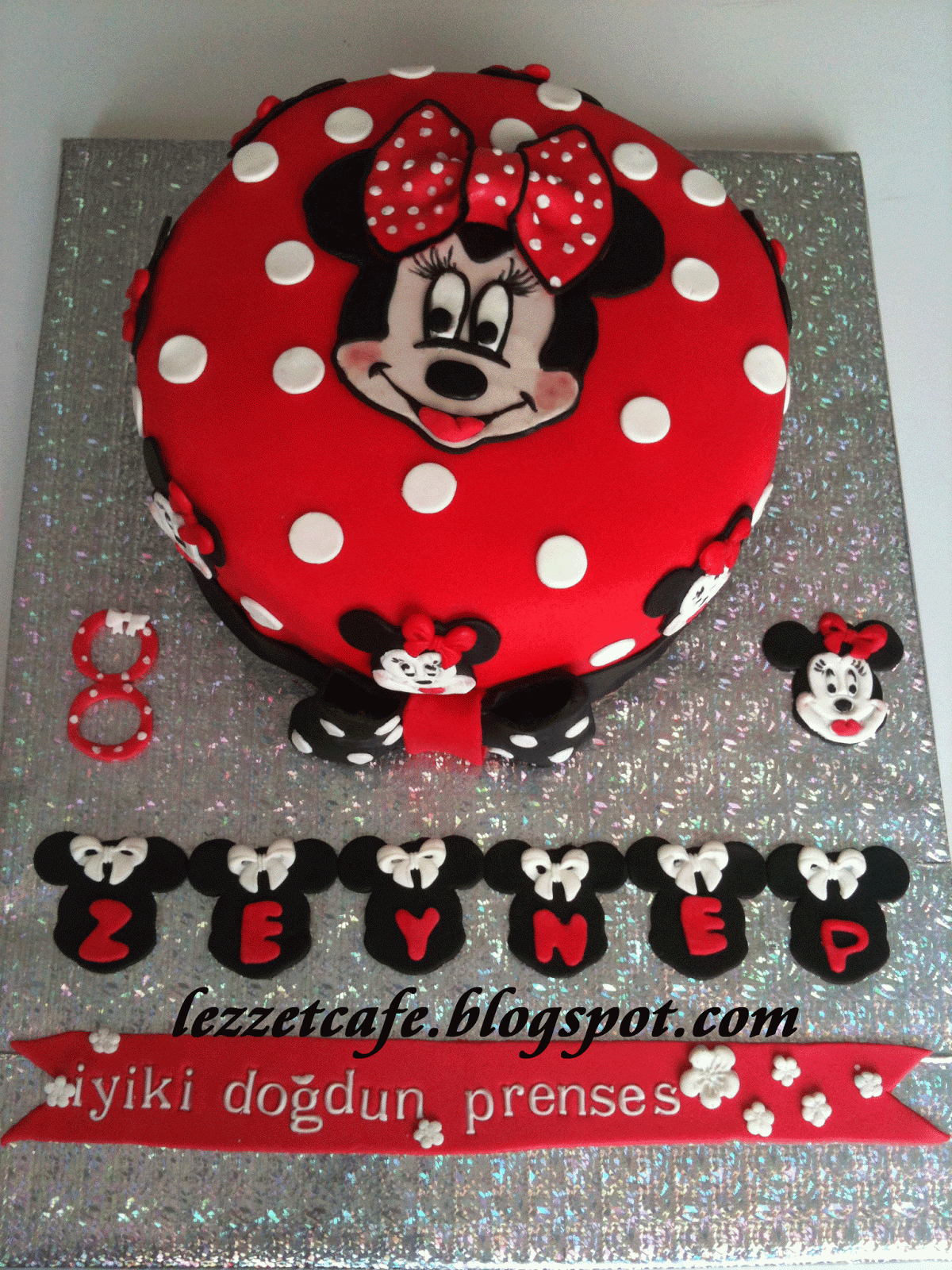 LEZZETCAFE MİNİ MOUSE PASTA