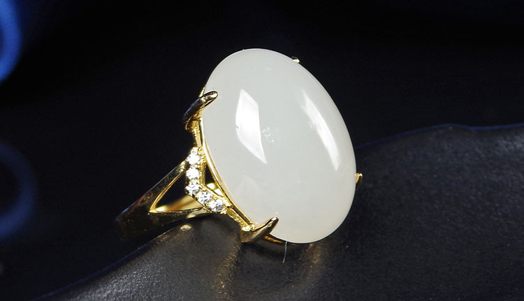 和田玉鑲鋯石 925純銀戒指