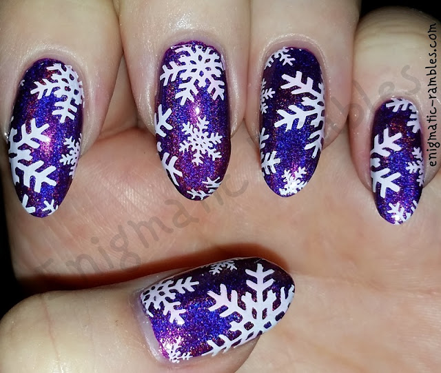 snowflake-nails-nail-art-stamped-stamping-moyou-london-festive-collection-03