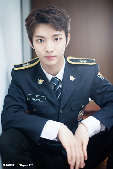 다음 컨셉 제복하면 찰떡일것같은 남돌 | 인스티즈