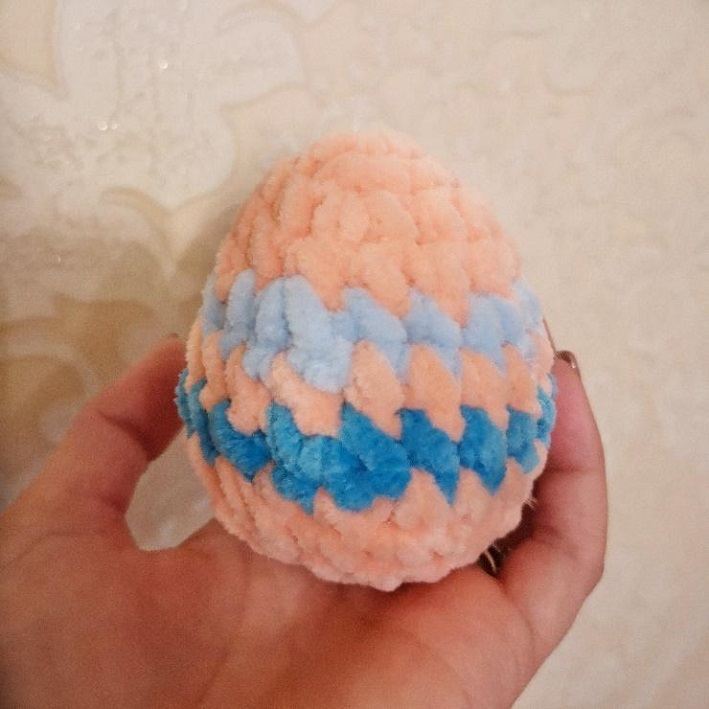 Crochet egg amigurumi