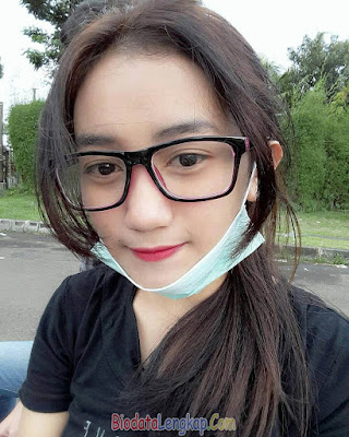 Foto cewek cantik Cewek cantik seksi hot