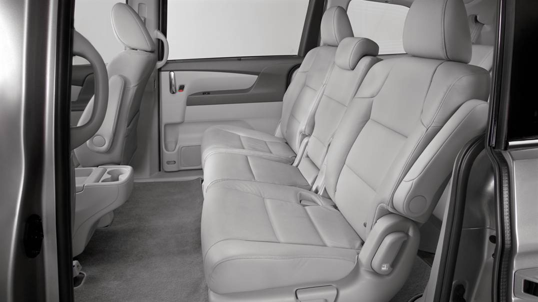 Đánh giá xe Honda Odyssey 2016 - Minivan cực rộng rãi & thoải mái