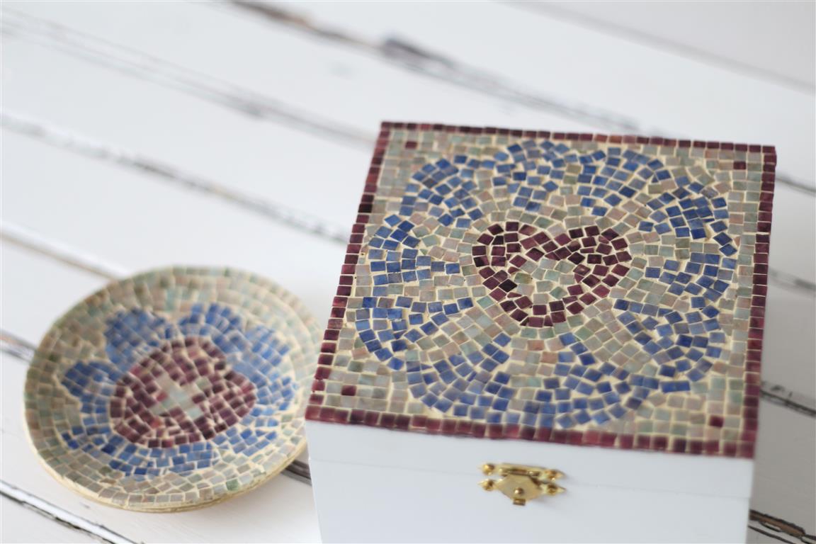 emuse Mosaic box