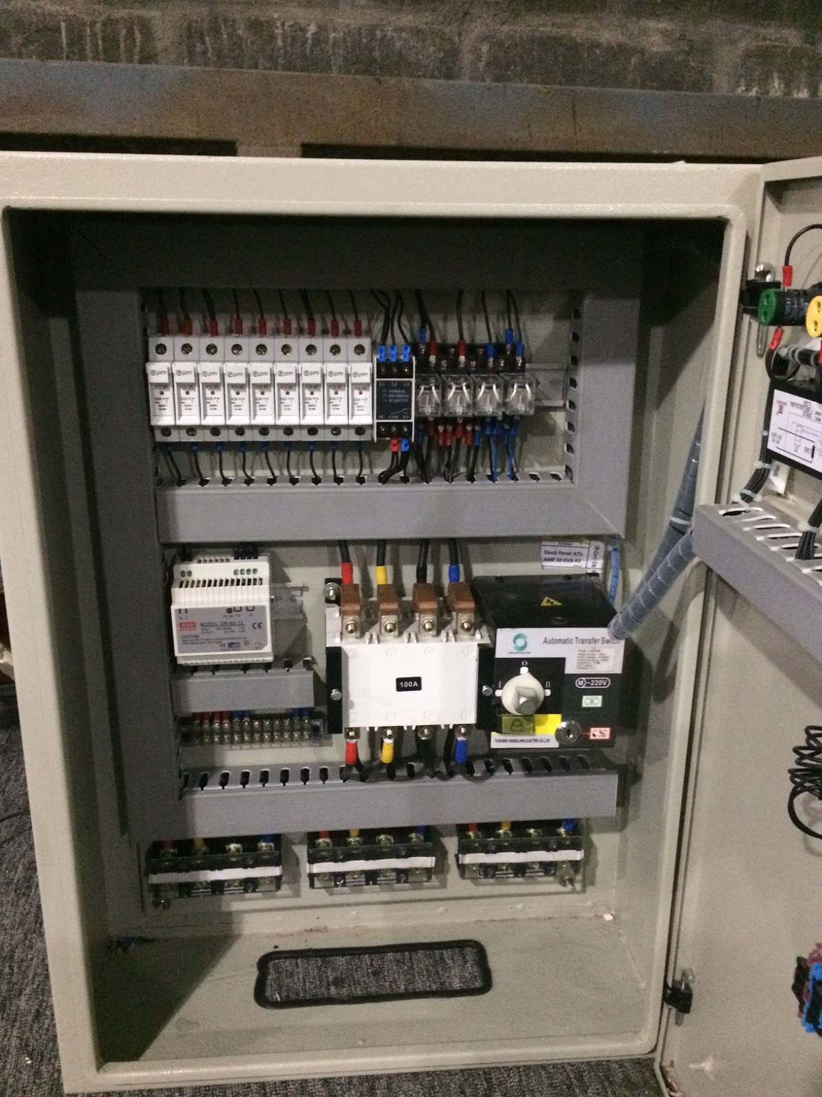 hargajualpanellistrik: Jenis - Jenis atau Model Panel ATS - AMF