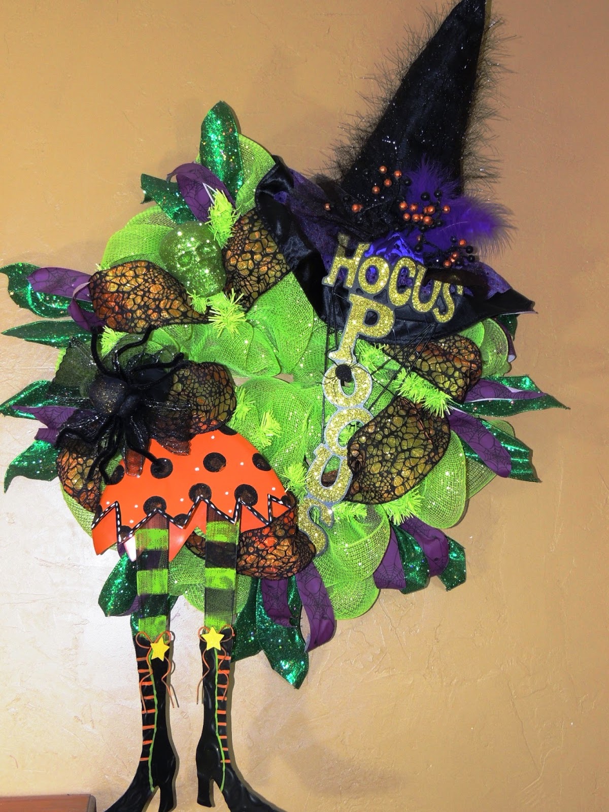 Twiddlebugz Designz Loving Deco Mesh