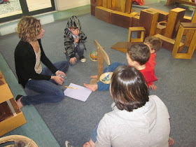 Mairtown Kindergarten: Using balance scales to explore mathematics