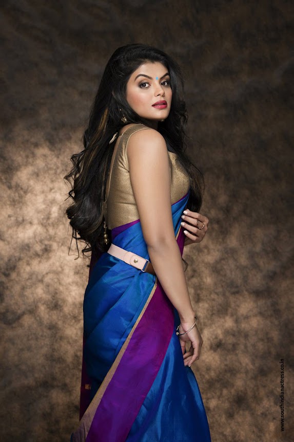 Tejashree Jadhav photo shoot by Dabboo Ratnani