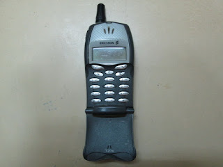 Hape Rusak Ericsson T20s Jadul Buat Kanibalan Hape Rusak Ericsson T20s Jadul Buat Kanibalan