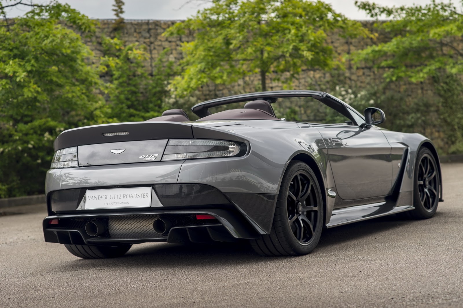 aston martin akan buat model spesial bagi pelanggan super kaya