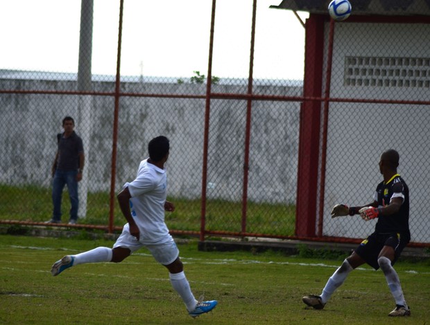 Maruinense sofre derrota diante do Dorense, mas continua na segunda colocação