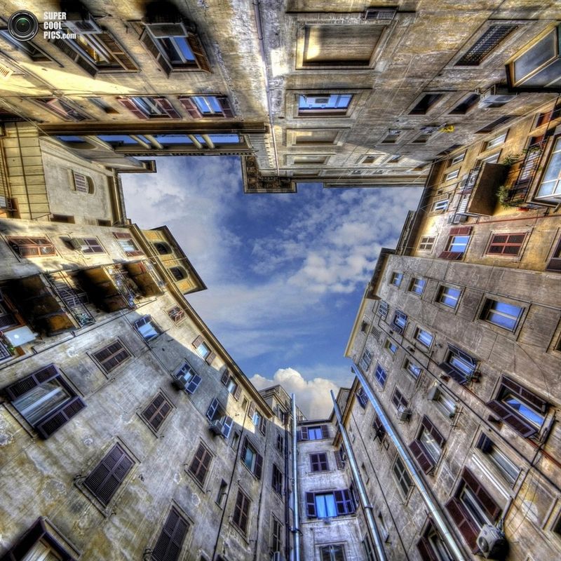 Beautiful World : Dizzying Building by Stefano Skarselli (10 photos)