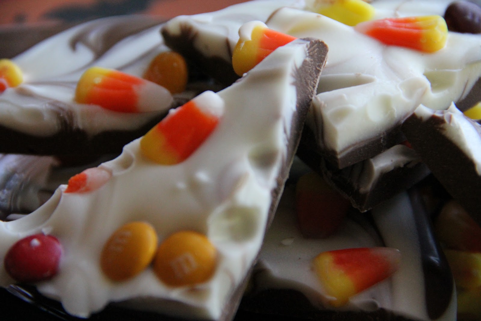 Milk Chocolate Candy Corn Bark, 4pc