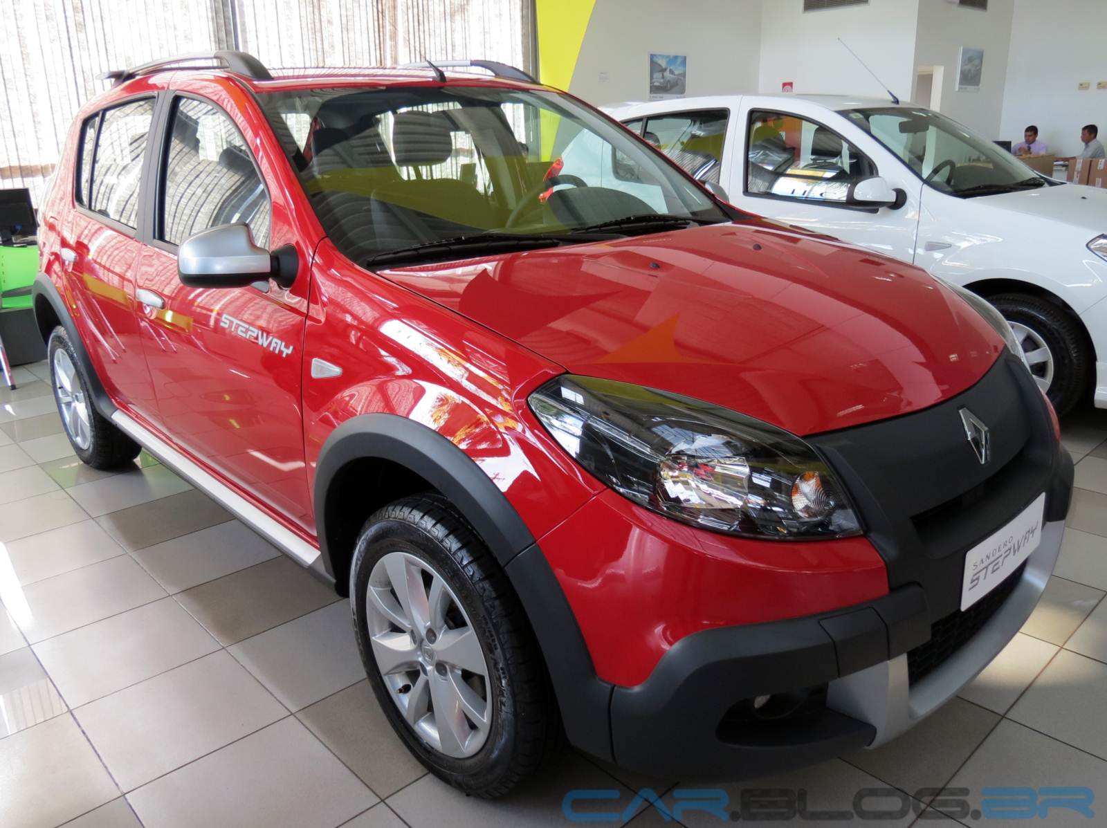 Renault Sandero Stepway 2013 Automático fotos e preço