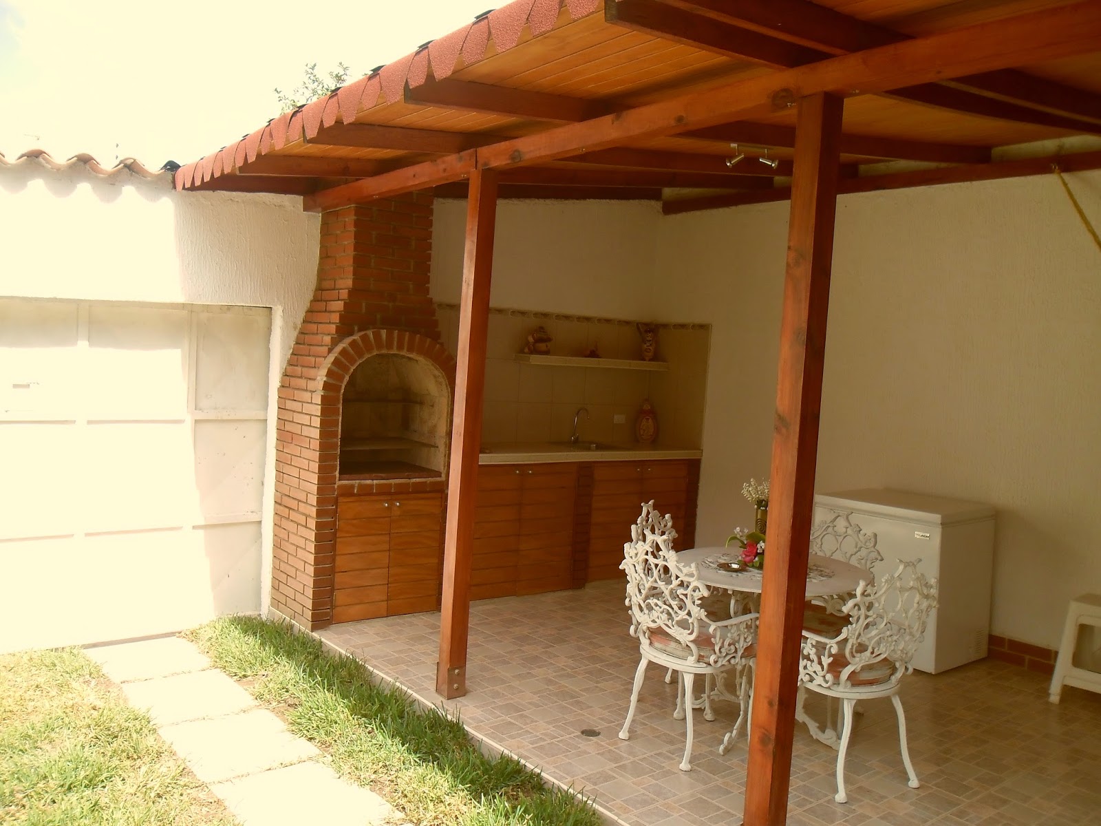 DECORA-YA / Remodelación de un Patio.