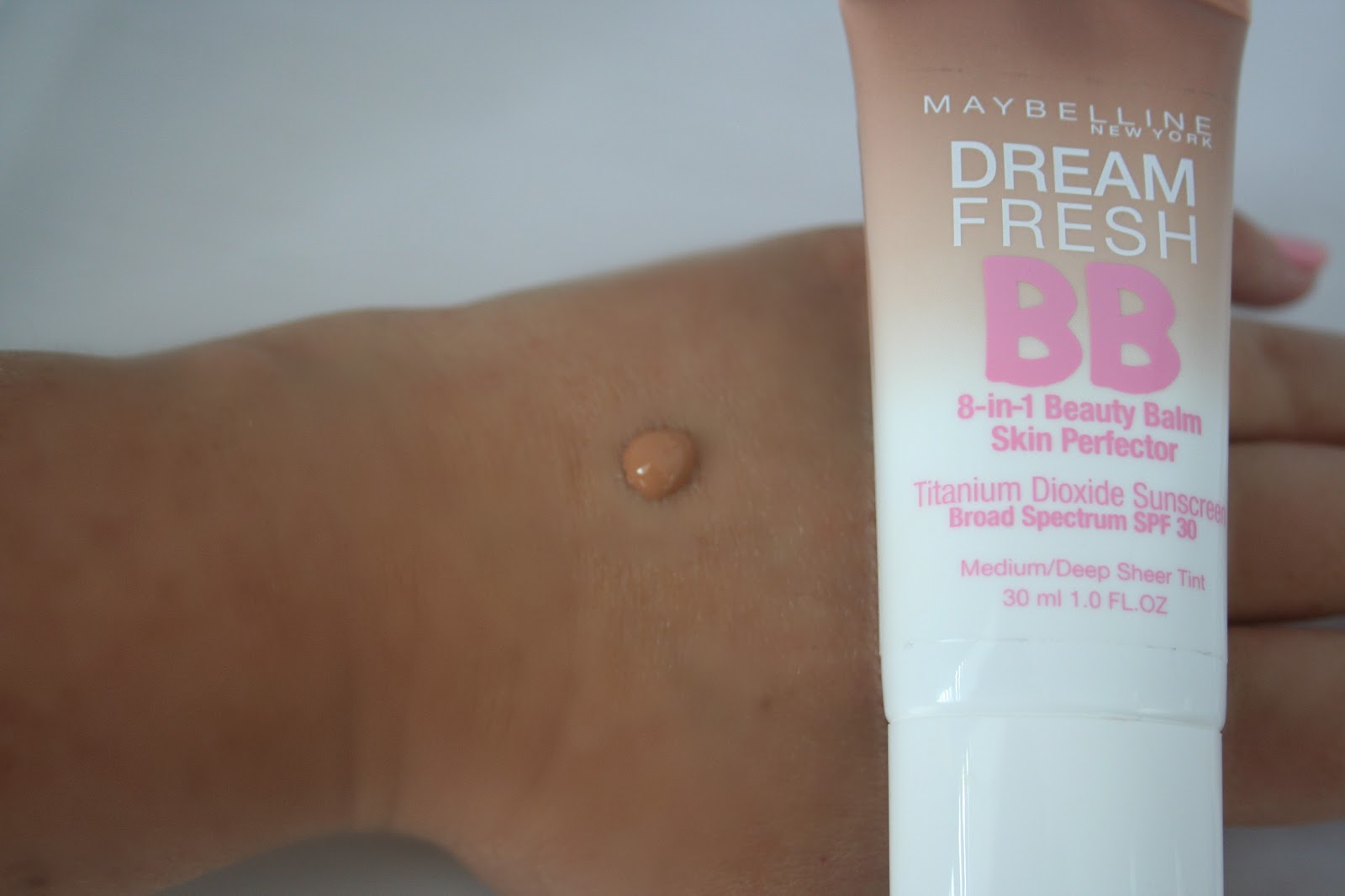 Elle Sees Beauty Blogger in Atlanta Product Test Drive New BB Creams from Maybelline & L