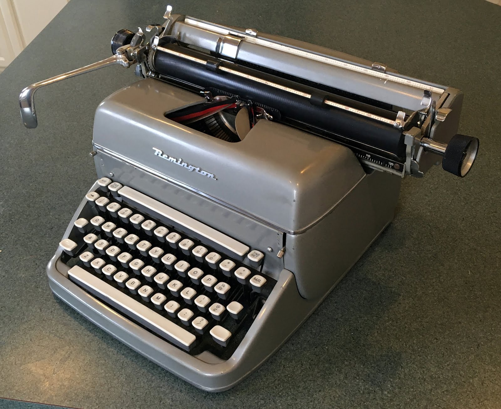 The Typewriter Revolution blog: The Italian Super-Riter