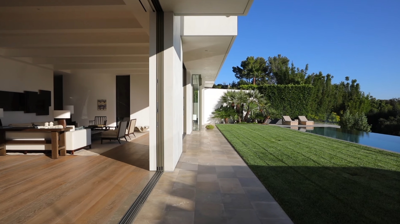 Luxury Mansion Interior Design Tour vs. Iconic Architectural Statement by Mark Rios FAIA | Bel-Air