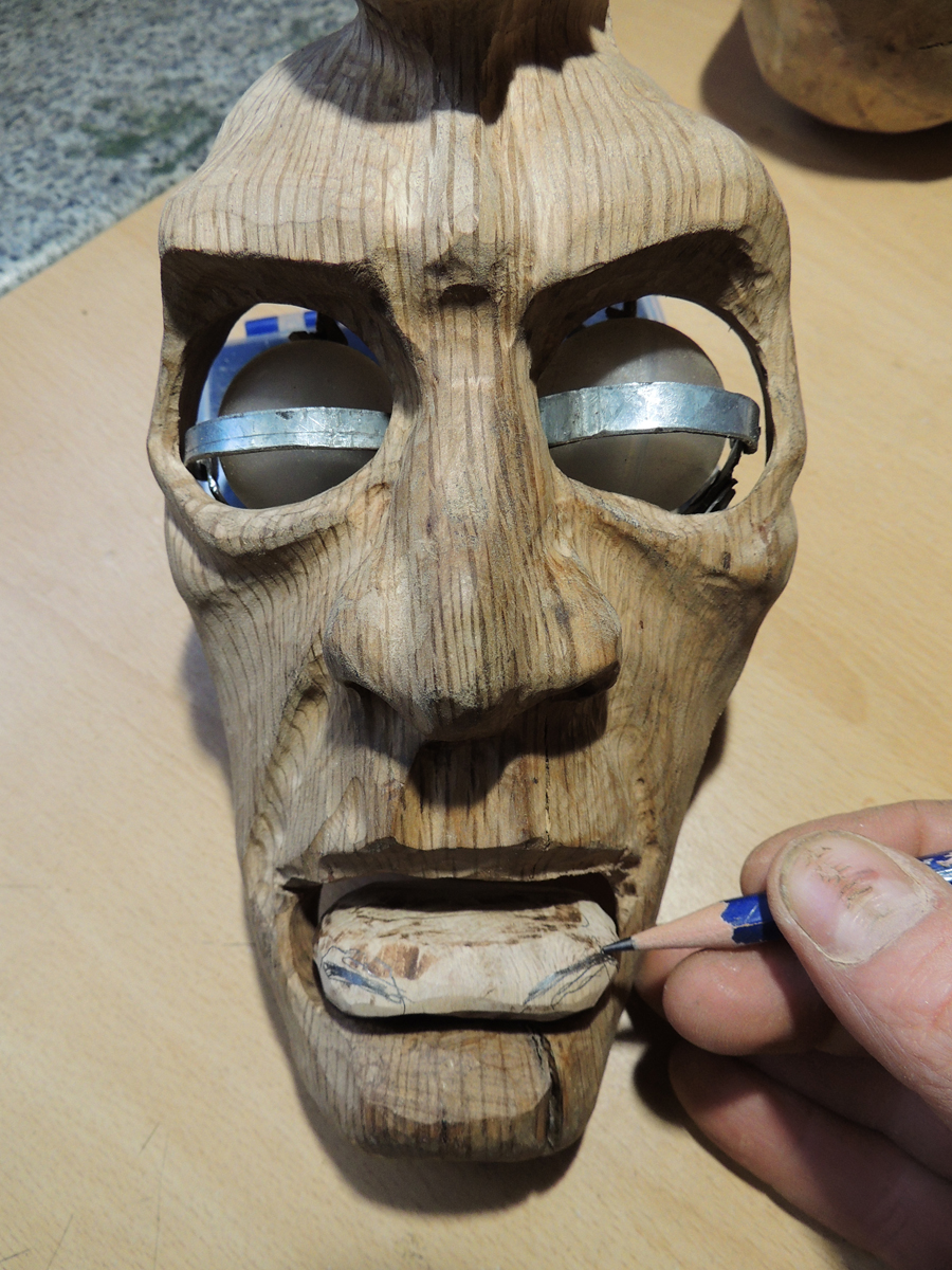 Making weird stuff Mouth mechanism for a ventriloquist dummy head