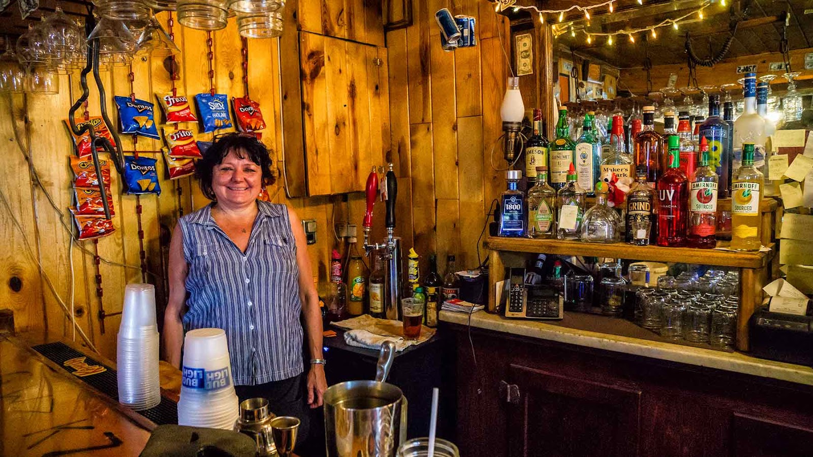 Trials and tribulations of a former railfan videographer Bartenders