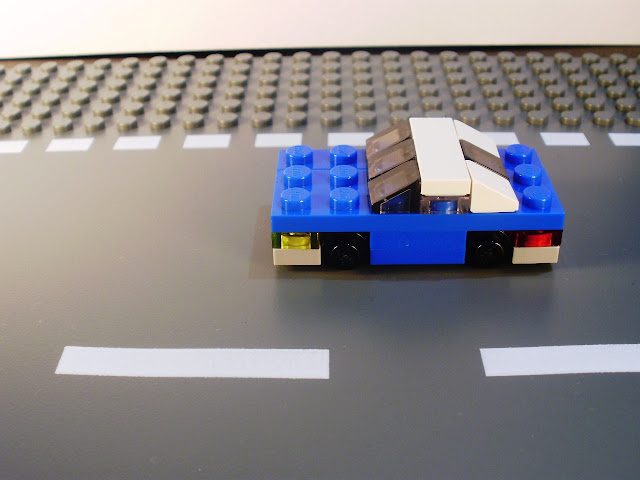 MOC LEGO micro escala carro azul