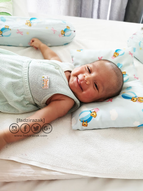 Perkembangan Baby Anas 1 Bulan