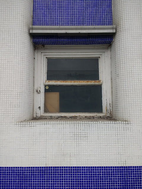 Psychogeography, Peterbrough, Theatre, Window, Seaside