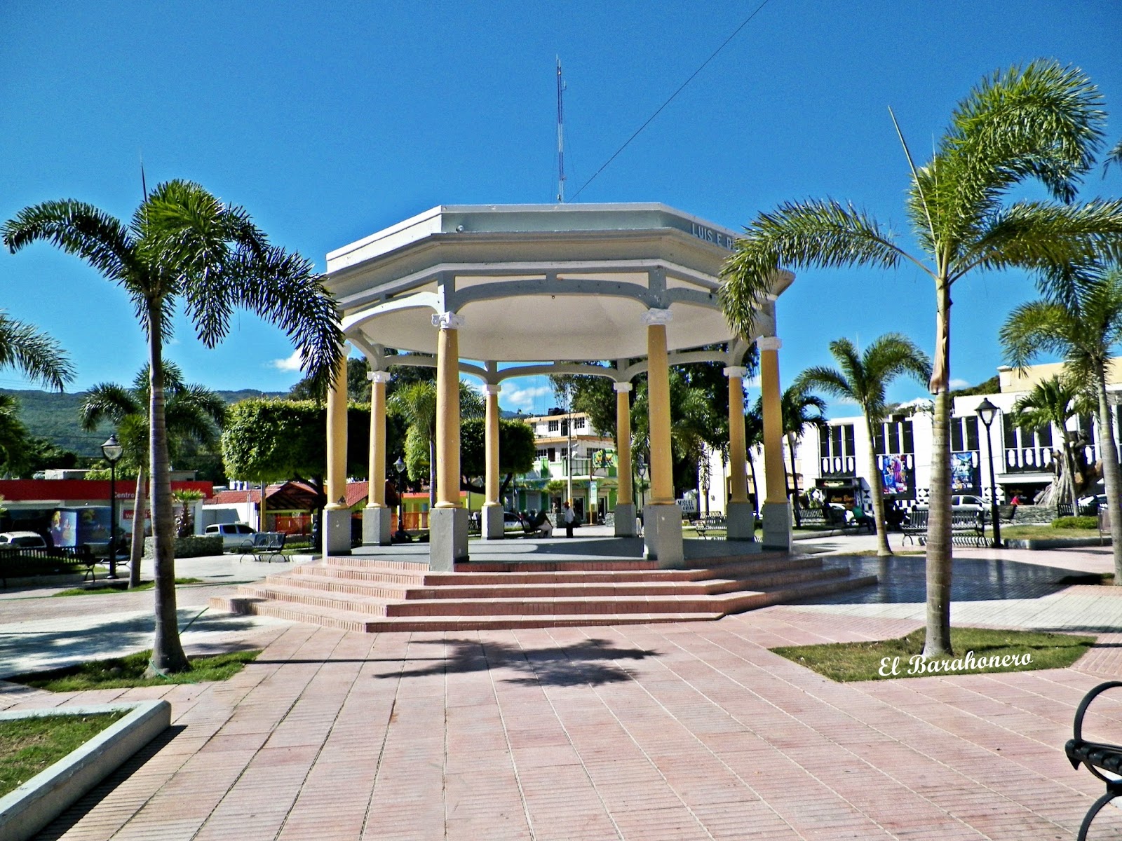 Parque Central de Barahona, República DominicanaEl Barahonero