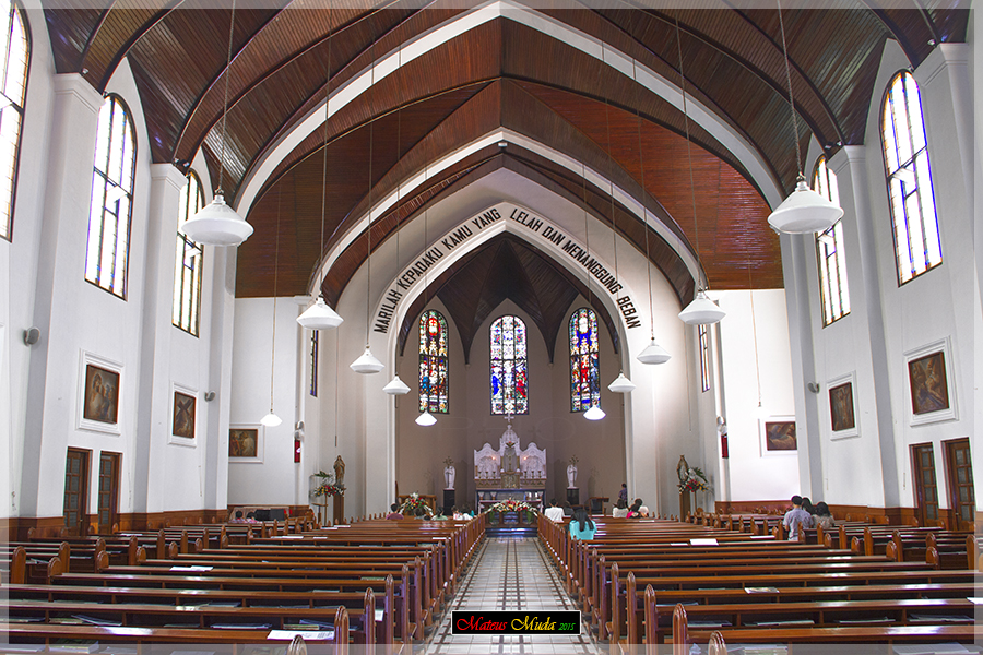 GEREJA KATEDRAL BANDUNG ~ STONE UP PHOTOGRAPHY