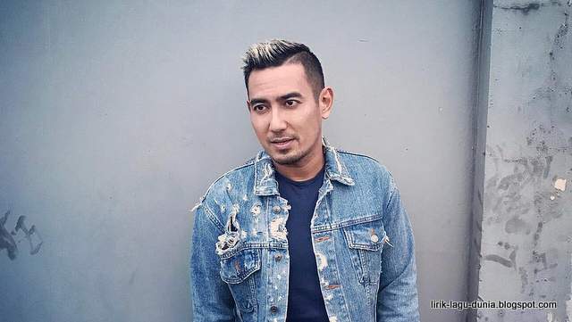 Rio Febrian - instagram 2017 Rio Febrian - instagram 2017