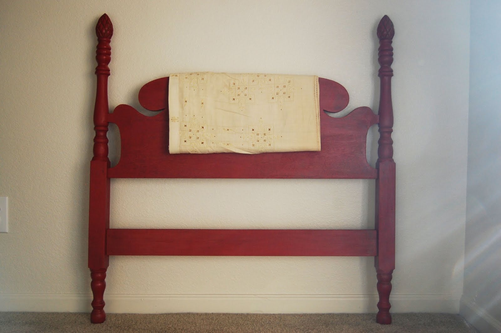 Arizona A Pineapple Headboard Kitchen With Wood Floors